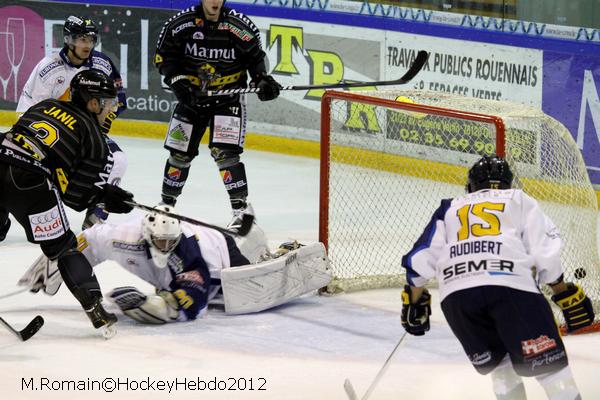 Rouen 5 - 2 Chamonix 