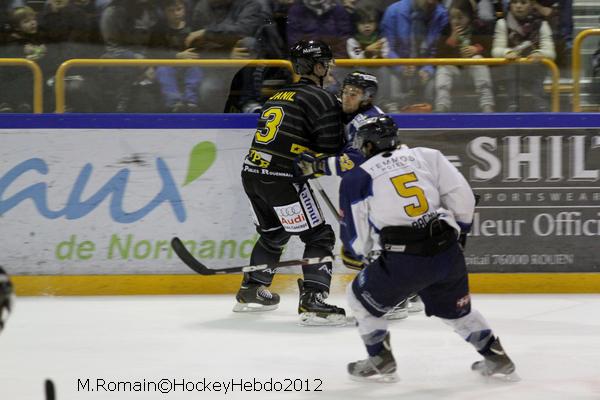 Rouen 5 - 2 Chamonix 
