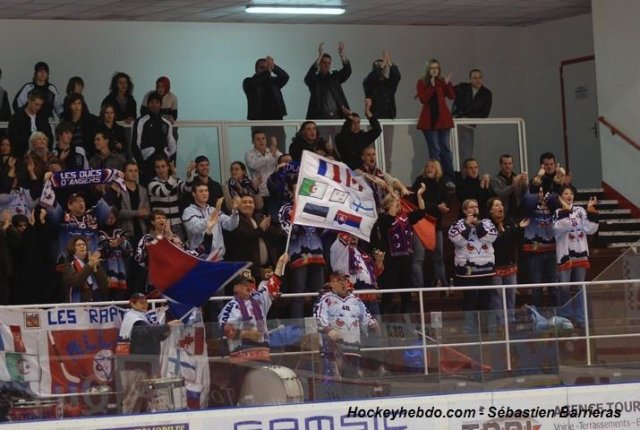 Photo hockey match Tours  - Angers  le 04/11/2008