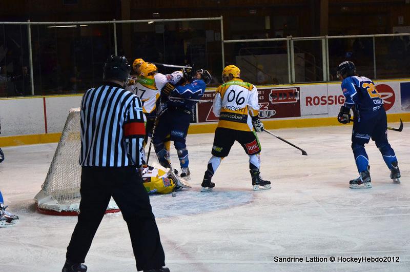 Chamonix  8 - 0 Strasbourg 
