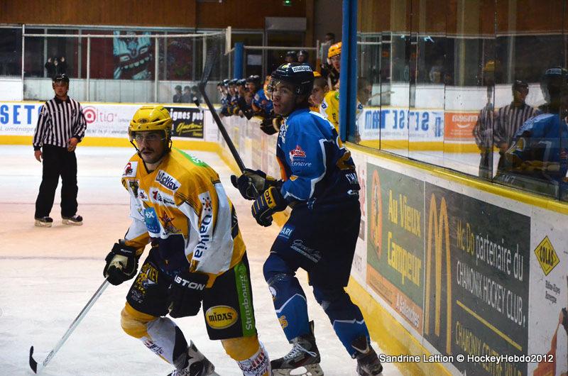 Chamonix  8 - 0 Strasbourg 