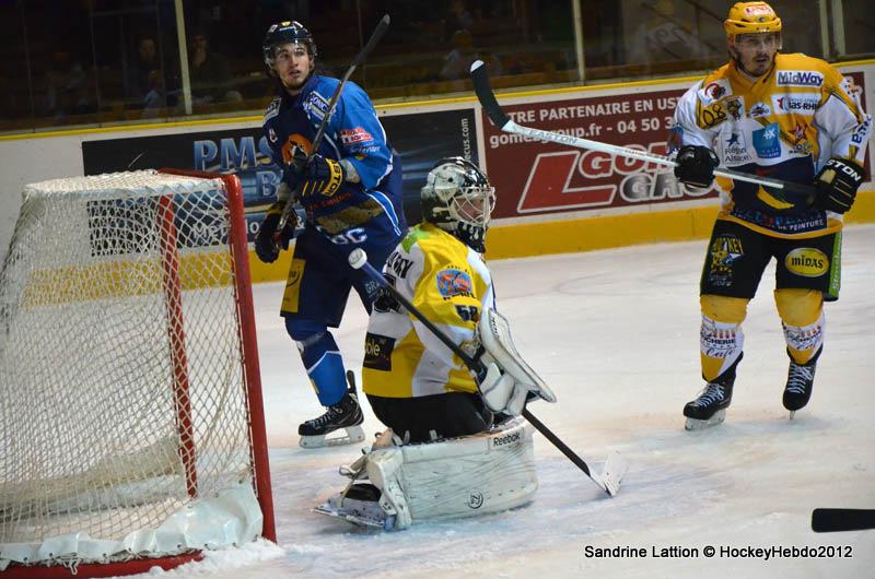 Chamonix  8 - 0 Strasbourg 