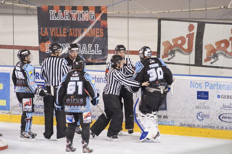 Tours  3 - 7 Angers 