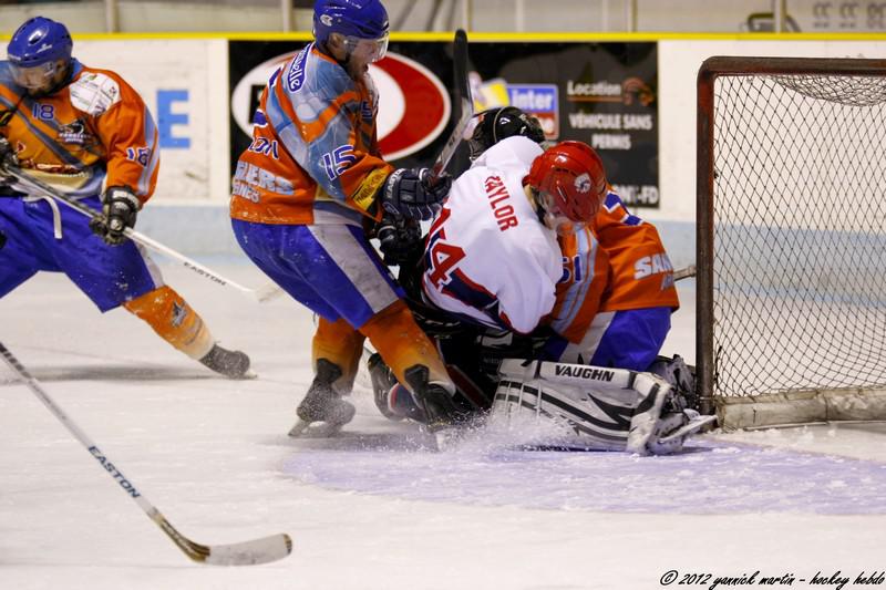 Clermont-Ferrand 0 - 3 Evry 