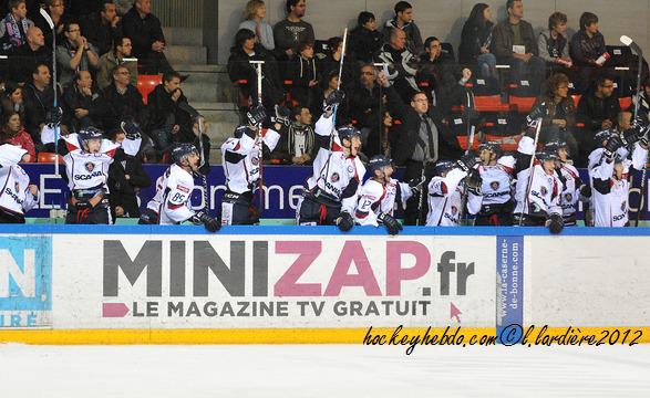 Grenoble  2 - 3 Angers 