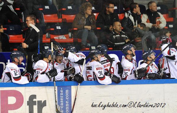 Grenoble  2 - 3 Angers 