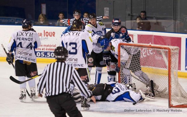 Photo hockey match Nantes - Compiègne le 27/10/2012