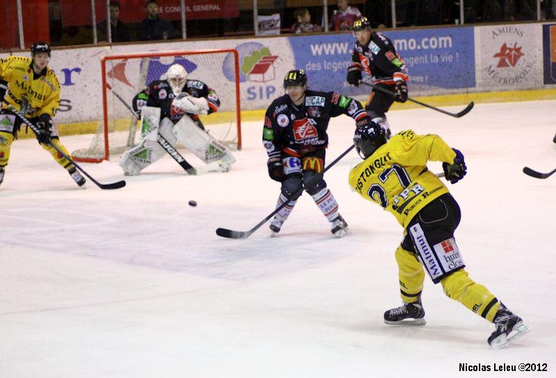Amiens  3 - 5 Rouen