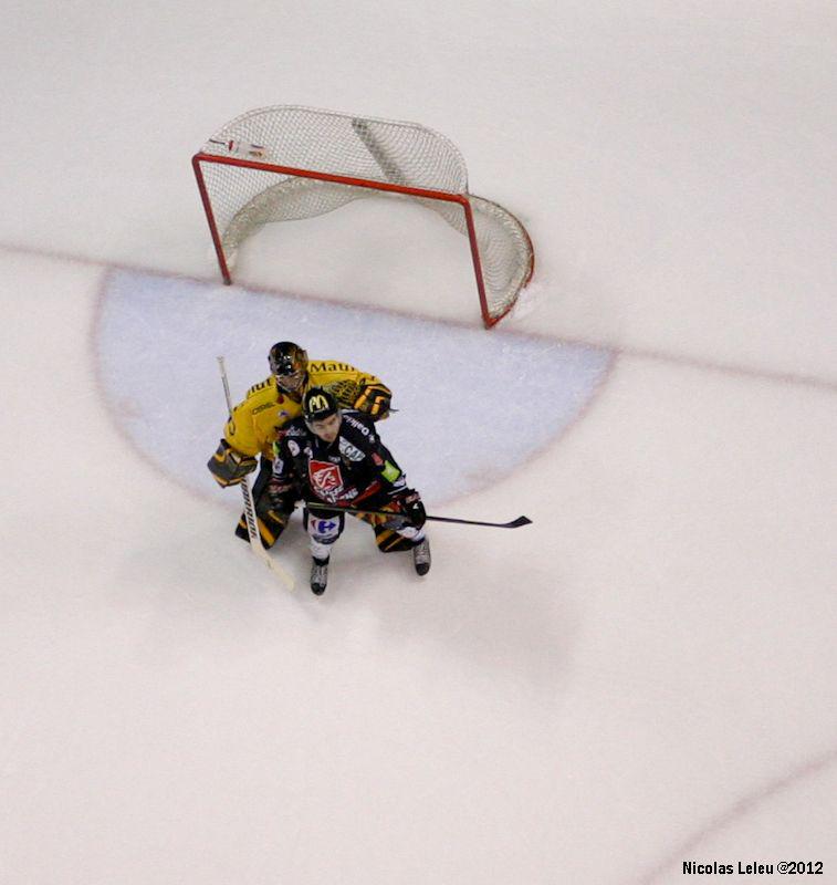 Amiens  3 - 5 Rouen