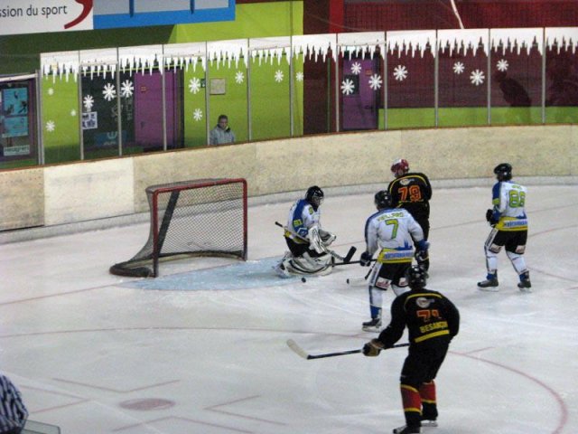 Photo hockey match Besançon - Châlons-en-Champagne le 03/11/2012
