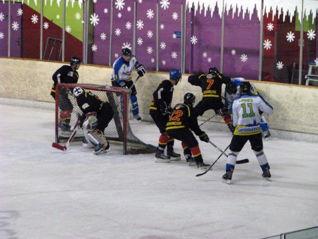 Photo hockey match Besançon - Châlons-en-Champagne le 03/11/2012