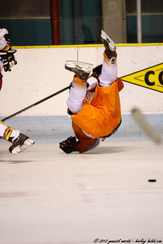 Clermont-Ferrand II 8 - 3 Morzine-Avoriaz II