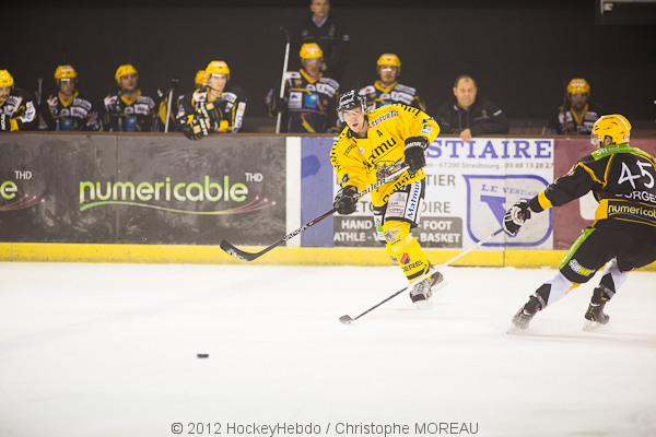 Strasbourg  5 - 3 Rouen