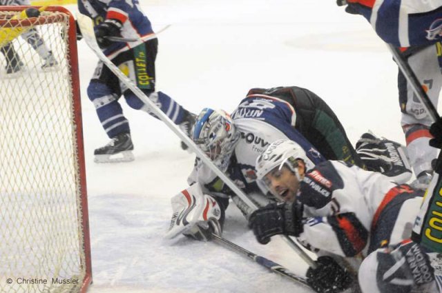 Photo hockey match Caen  - Grenoble  le 03/11/2012
