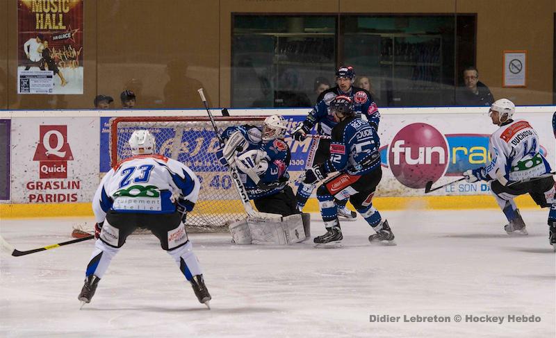 Nantes 7 - 4 Courchevel-Méribel-Pralognan