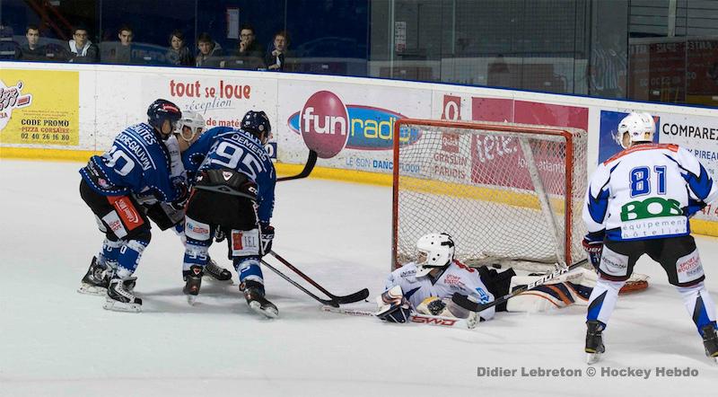 Nantes 7 - 4 Courchevel-Méribel-Pralognan
