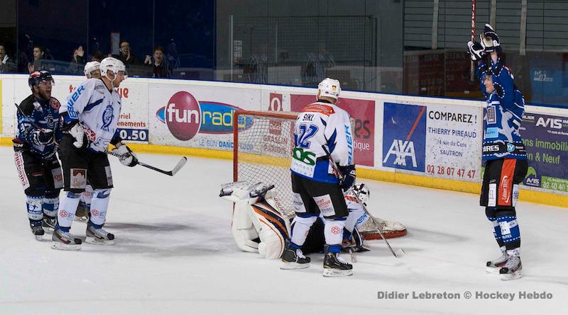 Nantes 7 - 4 Courchevel-Méribel-Pralognan