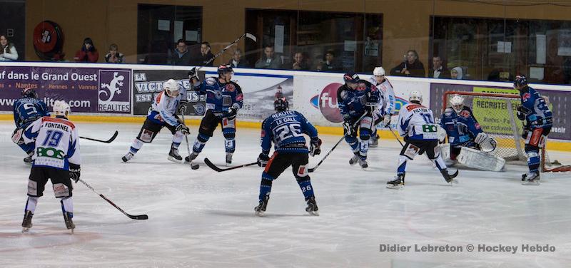 Nantes 7 - 4 Courchevel-Méribel-Pralognan