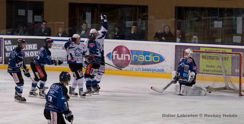 Nantes 7 - 4 Courchevel-Méribel-Pralognan