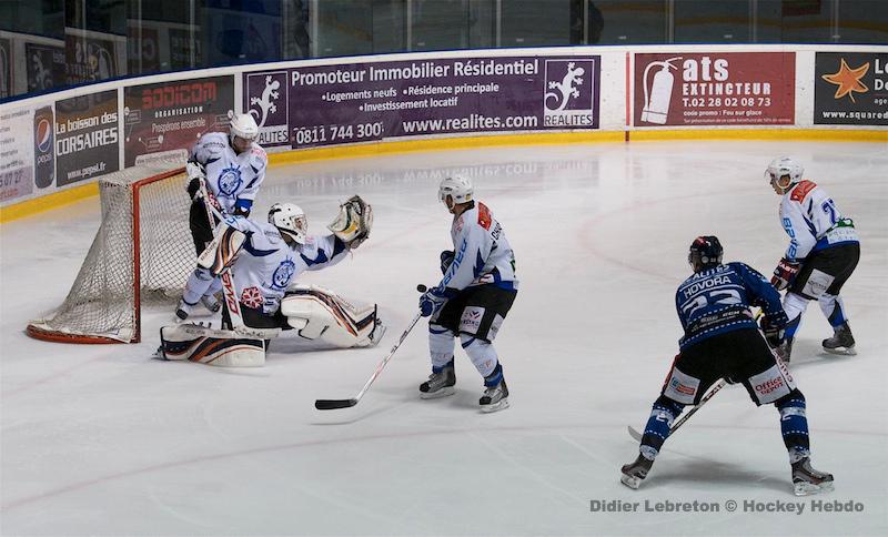 Nantes 7 - 4 Courchevel-Méribel-Pralognan