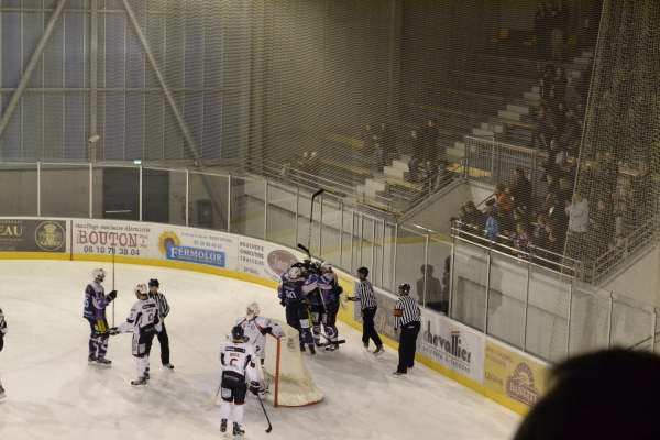 Epinal  4 - 7 Angers 