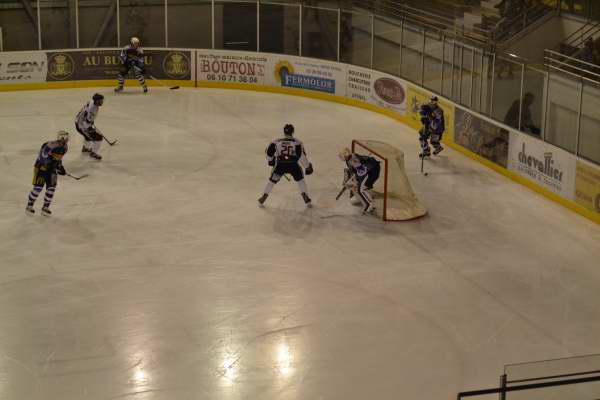 Epinal  4 - 7 Angers 