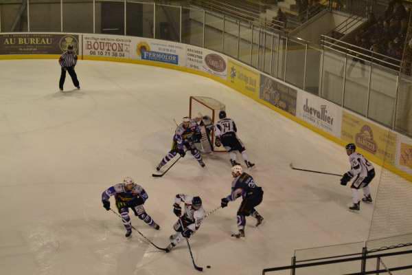 Epinal  4 - 7 Angers 