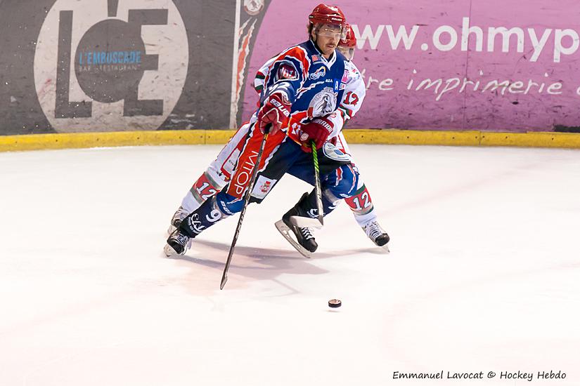 Lyon 7 - 3 Courbevoie 