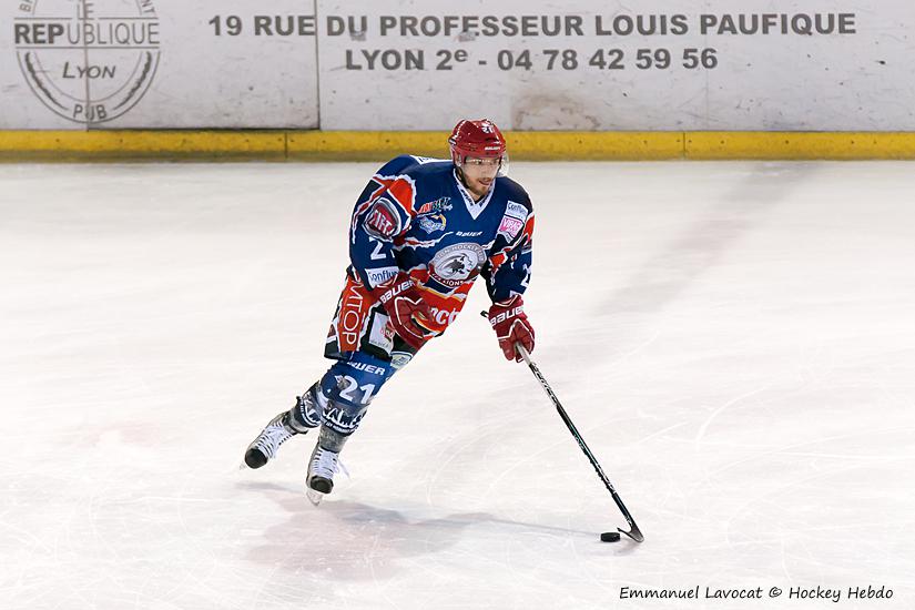 Lyon 7 - 3 Courbevoie 