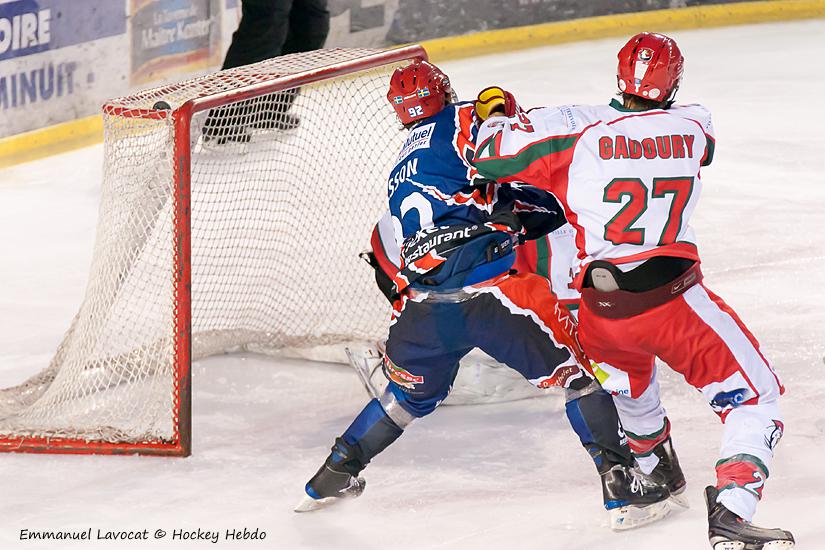 Lyon 7 - 3 Courbevoie 