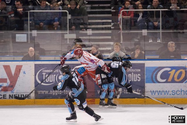 Photo hockey match Tours  - Valence le 17/11/2012