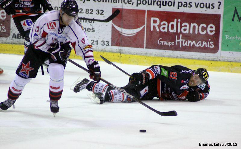 Amiens  2 - 4 Mulhouse