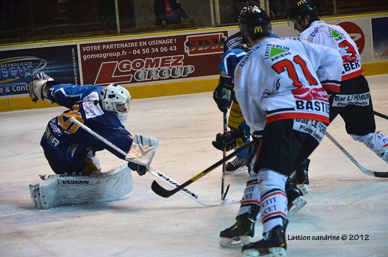 Chamonix  1 - 4 Amiens 