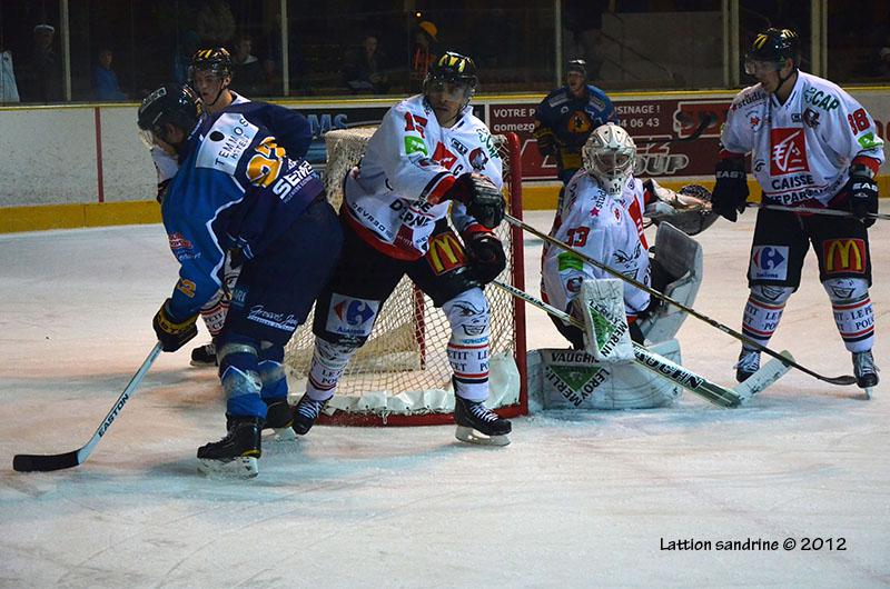 Chamonix  1 - 4 Amiens 