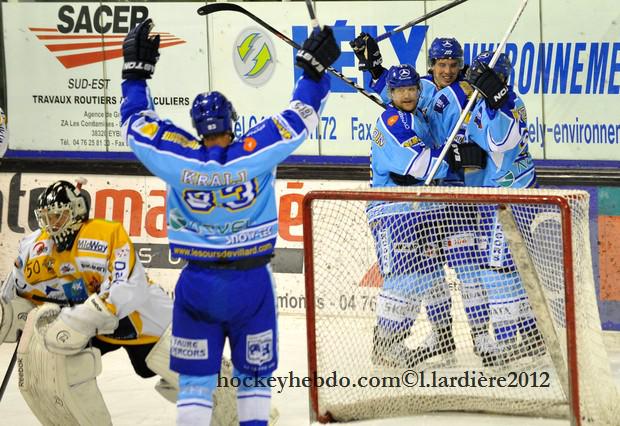 Villard-de-Lans 4 - 1 Strasbourg 