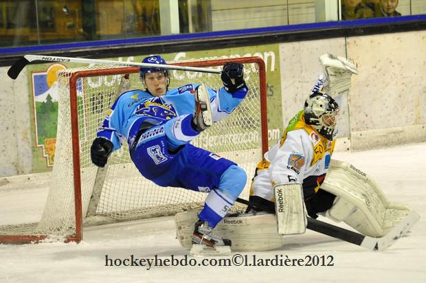 Villard-de-Lans 4 - 1 Strasbourg 