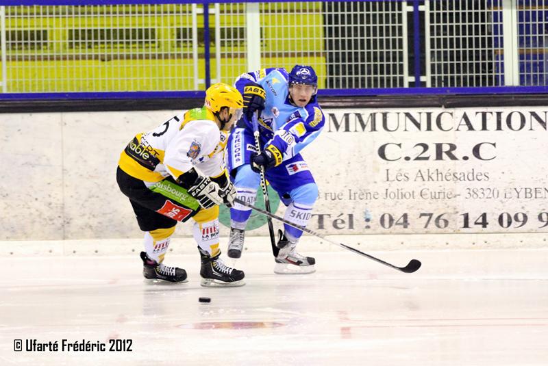 Villard-de-Lans 4 - 1 Strasbourg 