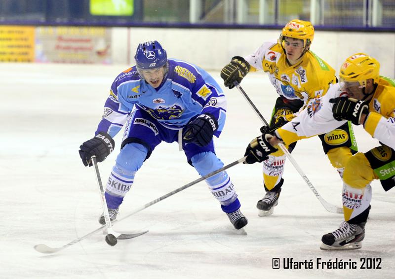 Villard-de-Lans 4 - 1 Strasbourg 