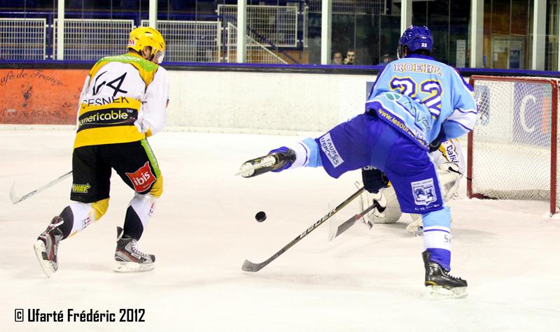 Villard-de-Lans 4 - 1 Strasbourg 