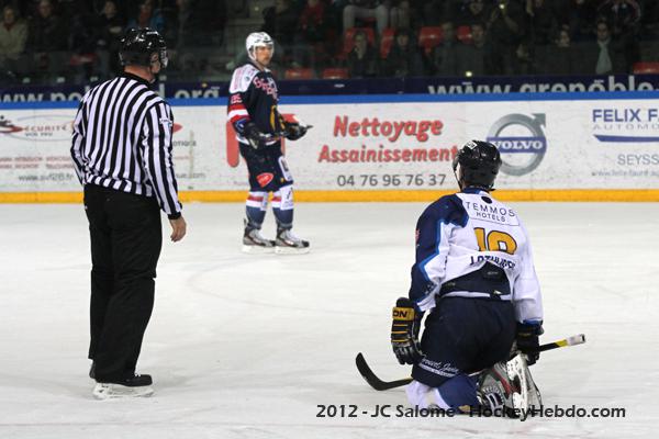 Grenoble  1 - 3 Chamonix 
