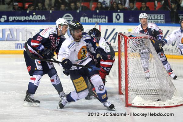 Grenoble  1 - 3 Chamonix 