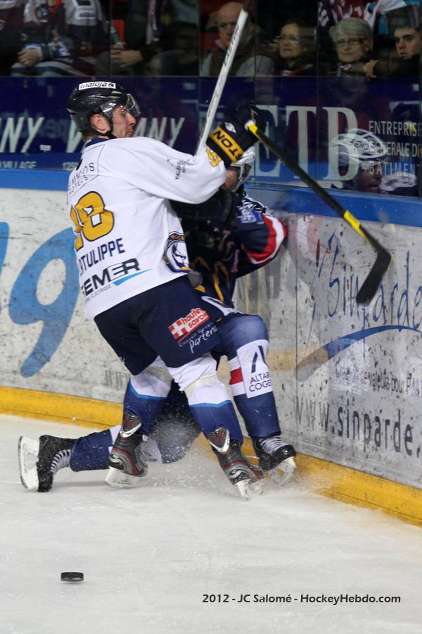 Grenoble  1 - 3 Chamonix 