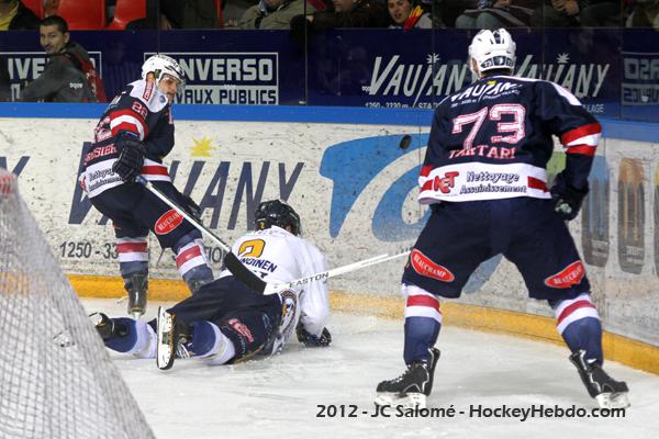 Grenoble  1 - 3 Chamonix 