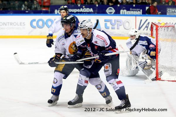Grenoble  1 - 3 Chamonix 