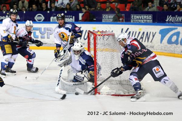 Grenoble  1 - 3 Chamonix 