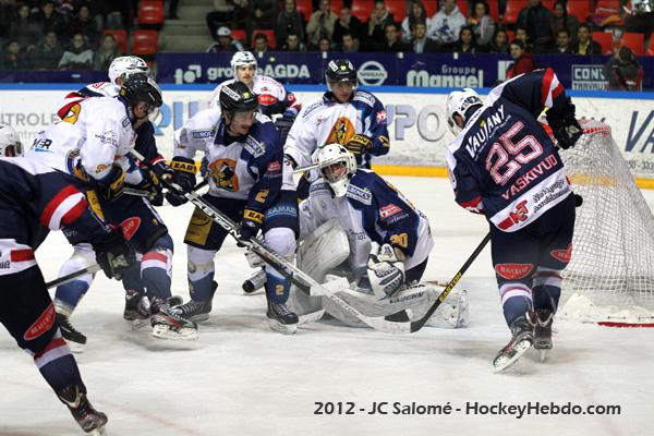 Grenoble  1 - 3 Chamonix 