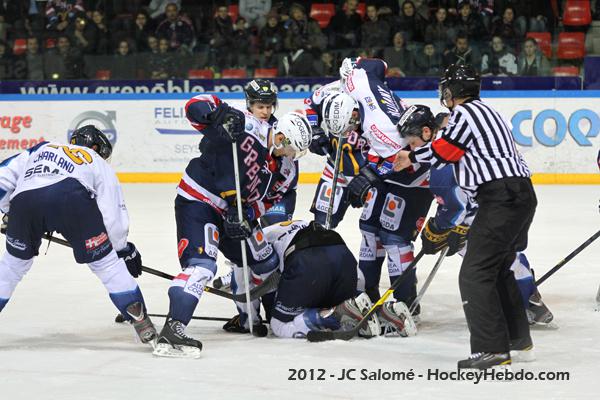Grenoble  1 - 3 Chamonix 