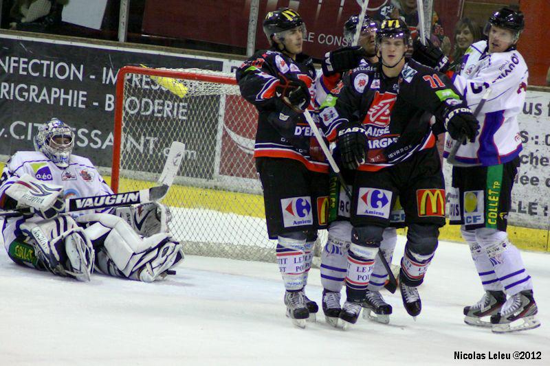 Amiens  5 - 2 Caen 