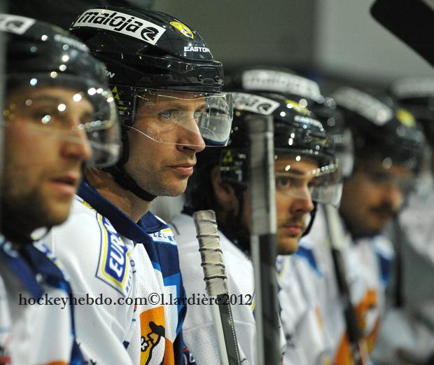 Grenoble  1 - 3 Chamonix 
