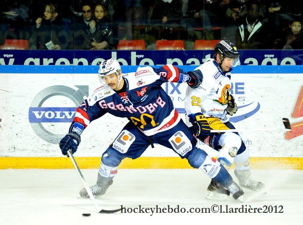 Grenoble  1 - 3 Chamonix 